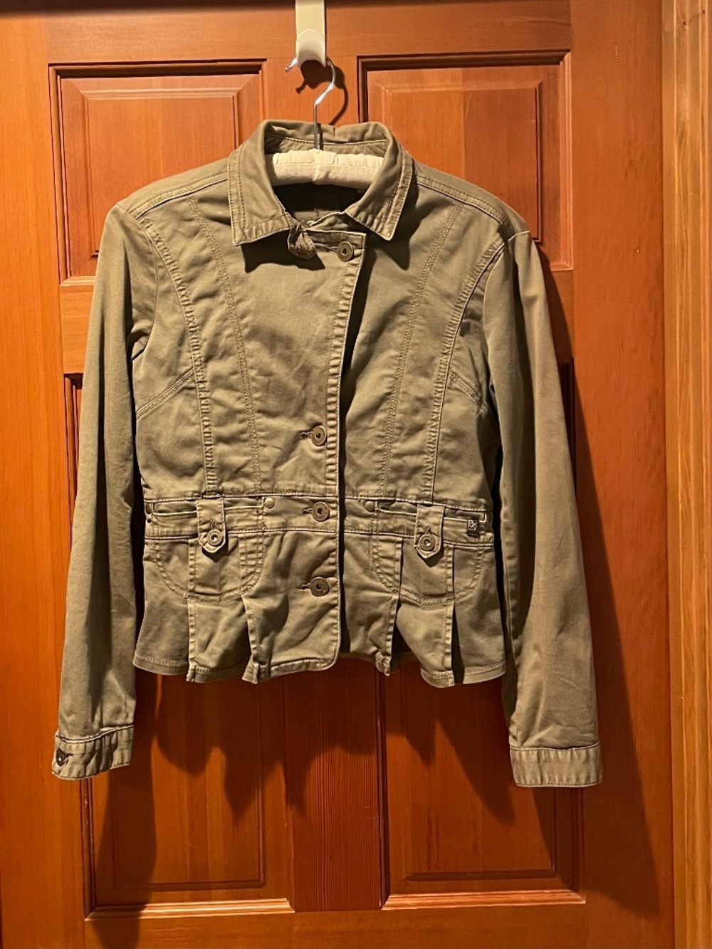Women’s DKNY Jeans Petites, Medium, Khaki-Army Green Short-waisted Jacket